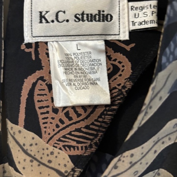 KC Studio Tropical Top - Picture 2 of 4